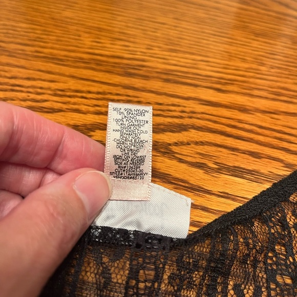 Willow + Root Black Lace Bodysuit Size S - Picture 12 of 12